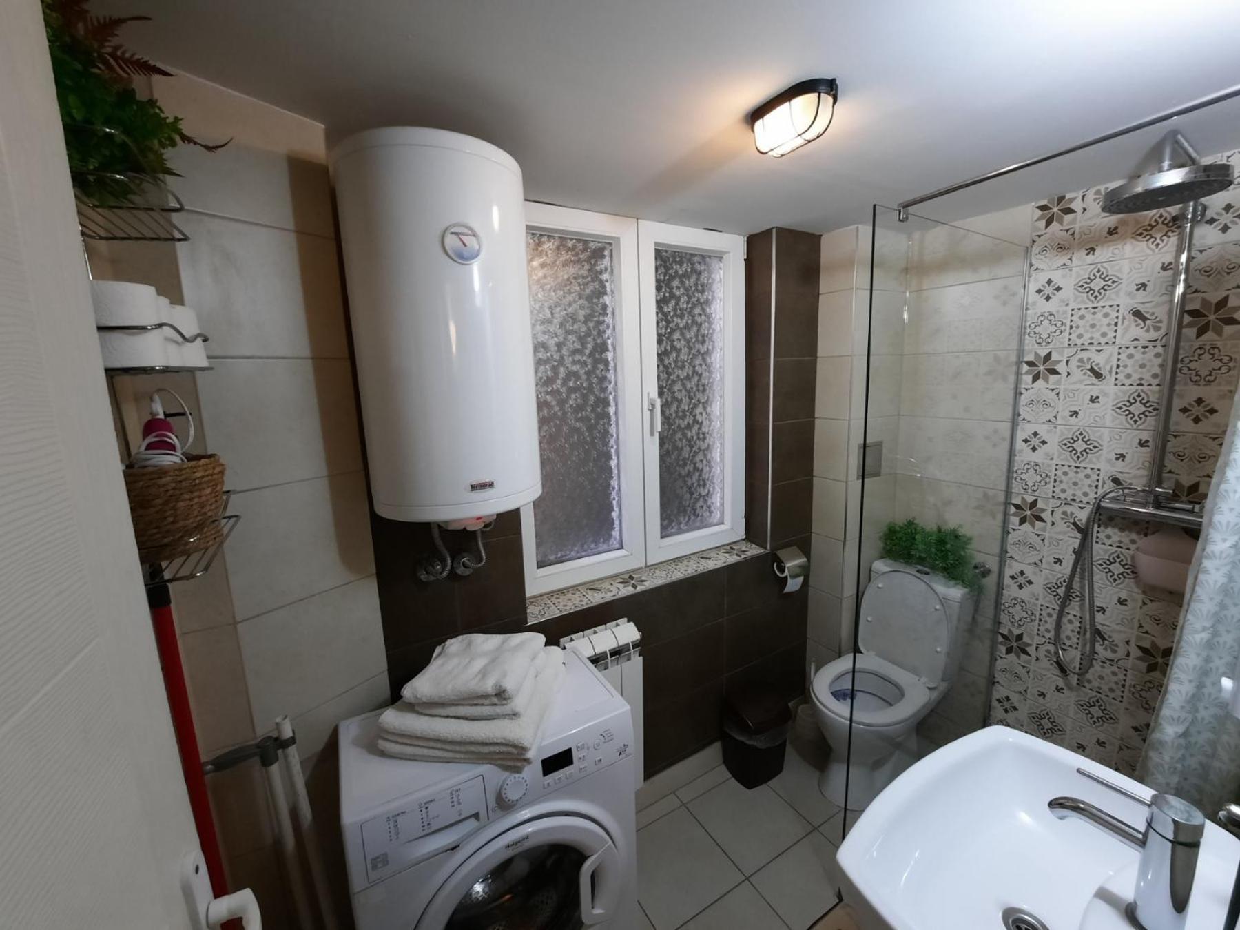 Ferienwohnung Authentic Belgrade Centre - Split Level Loft With Patio In Courtyard Exterior foto