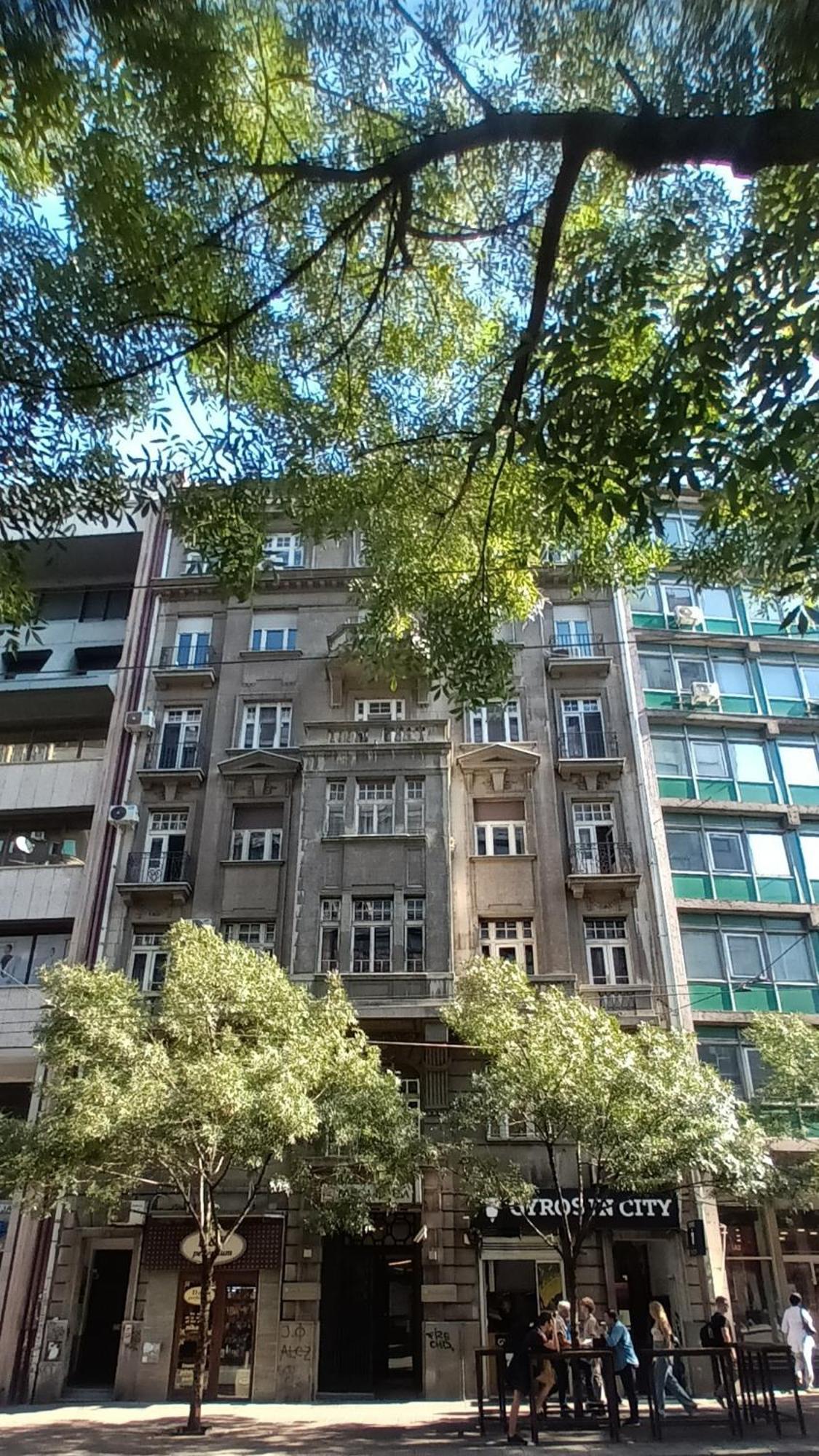 Ferienwohnung Authentic Belgrade Centre - Split Level Loft With Patio In Courtyard Exterior foto